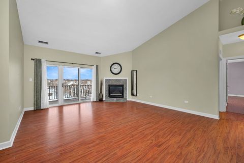 Tiny photo for 6331 Pine Ridge Court #3D, Tinley Park, IL 60477 (MLS # 12597015)