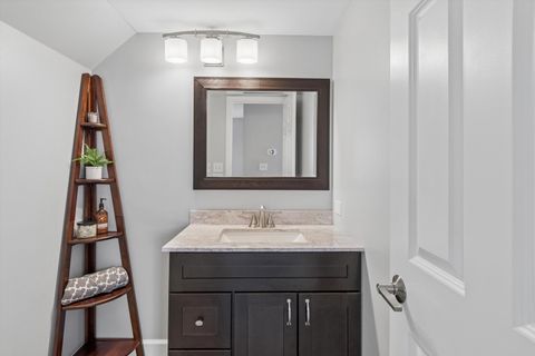 Tiny photo for 2779 Woodmere Drive #2779, Darien, IL 60561 (MLS # 12604416)