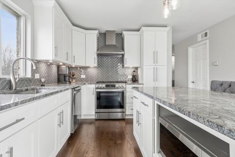 Tiny photo for 2779 Woodmere Drive #2779, Darien, IL 60561 (MLS # 12604416)