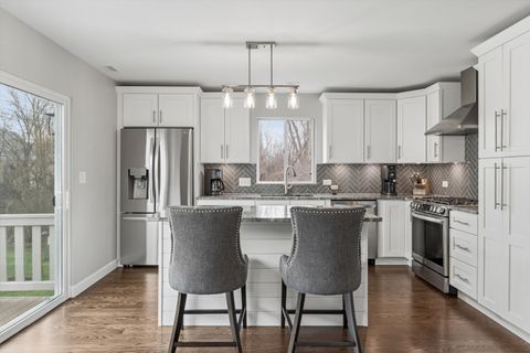 Tiny photo for 2779 Woodmere Drive #2779, Darien, IL 60561 (MLS # 12604416)