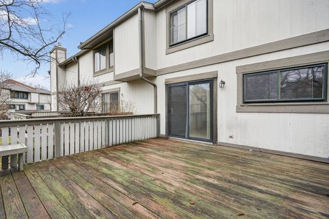 Tiny photo for 107 Chicory Court, Rolling Meadows, IL 60008 (MLS # 12567707)