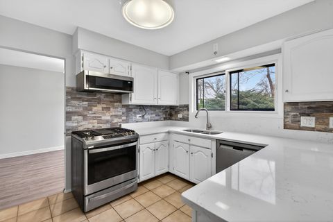 Tiny photo for 107 Chicory Court, Rolling Meadows, IL 60008 (MLS # 12567707)