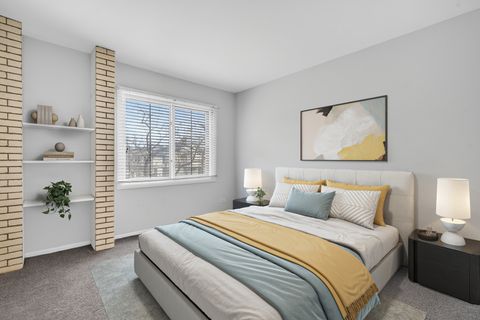 Tiny photo for 107 Chicory Court, Rolling Meadows, IL 60008 (MLS # 12567707)