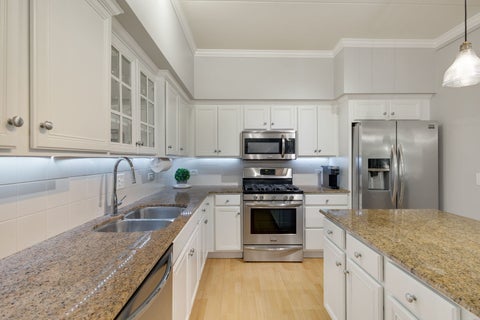 Tiny photo for 9730 Koch Court #1B, Orland Park, IL 60467 (MLS # 12767188)