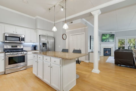 Tiny photo for 9730 Koch Court #1B, Orland Park, IL 60467 (MLS # 12767188)