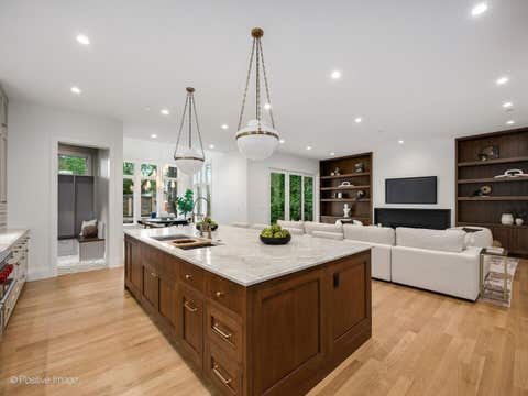 Tiny photo for 414 Laurel Avenue, Wilmette, IL 60091 (MLS # 12724828)