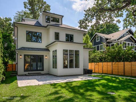 Tiny photo for 414 Laurel Avenue, Wilmette, IL 60091 (MLS # 12724828)
