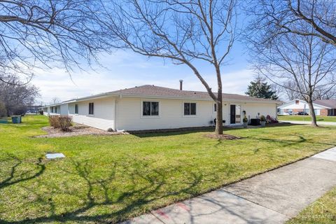 Tiny photo for 1135 Foxboro Court, Schaumburg, IL 60193 (MLS # 12625690)