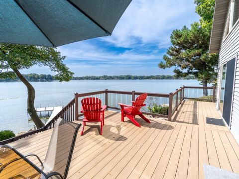 Tiny photo for 34386 N Lakeside Drive, Grayslake, IL 60030 (MLS # 12443289)