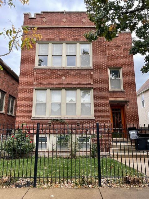 3227 N Albany Avenue 1 Chicago IL 60618