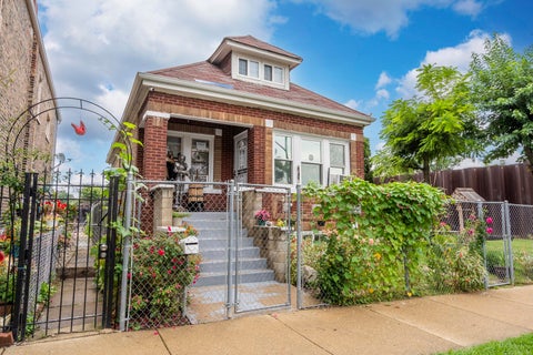 2249 S Hamlin Avenue, Chicago, IL 60623 - #: 12750733