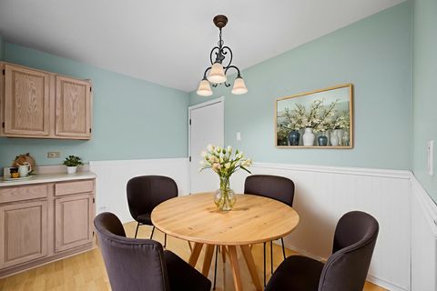 Tiny photo for 1313 N Baldwin Court #2C, Palatine, IL 60074 (MLS # 12539659)