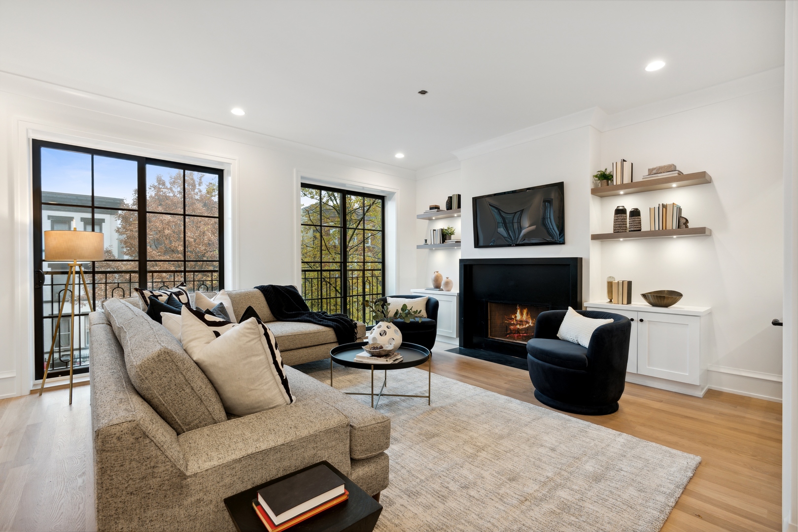 1942 N Orchard Street 3N