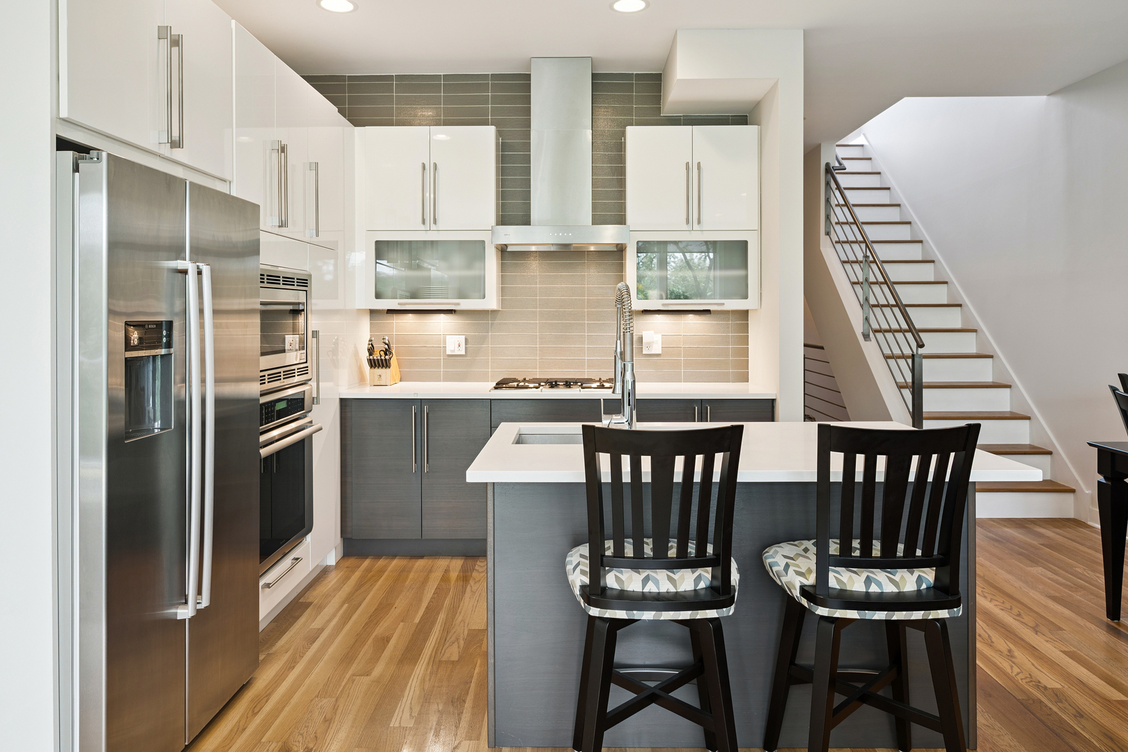 1216 W Hubbard Street 3