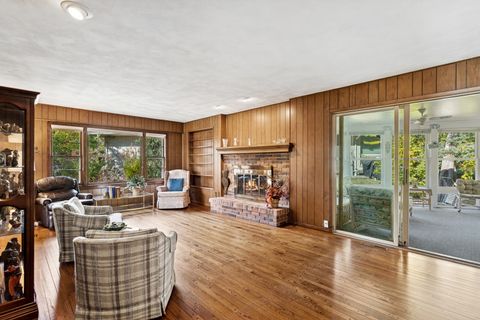 Tiny photo for 23W134 Mulberry Lane, Glen Ellyn, IL 60137 (MLS # 12508357)