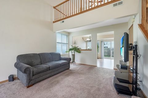 Tiny photo for 900 Symphony Drive, Aurora, IL 60504 (MLS # 12606622)