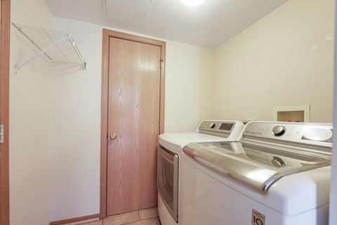 Tiny photo for 900 Symphony Drive, Aurora, IL 60504 (MLS # 12606622)