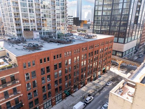 Tiny photo for 225 W Huron Street #420, Chicago, IL 60654 (MLS # 12593867)