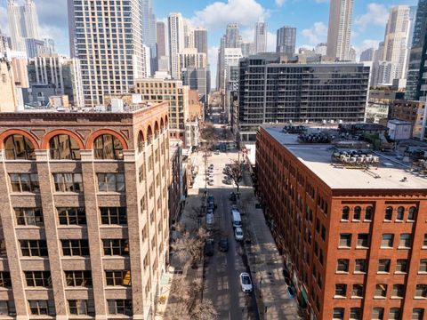 Tiny photo for 225 W Huron Street #420, Chicago, IL 60654 (MLS # 12593867)