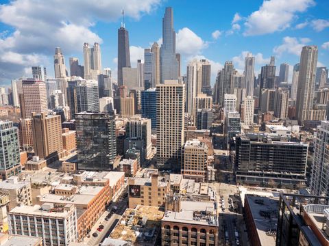 Tiny photo for 225 W Huron Street #420, Chicago, IL 60654 (MLS # 12593867)