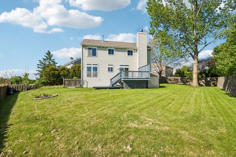 Tiny photo for 254 W Holly Court, Round Lake, IL 60073 (MLS # 12665714)