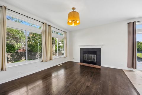 Tiny photo for 254 W Holly Court, Round Lake, IL 60073 (MLS # 12665714)
