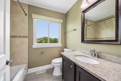 Tiny photo for 254 W Holly Court, Round Lake, IL 60073 (MLS # 12665714)