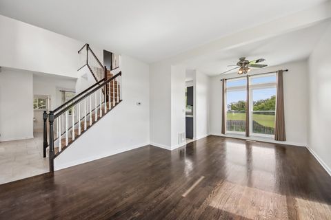 Tiny photo for 254 W Holly Court, Round Lake, IL 60073 (MLS # 12665714)