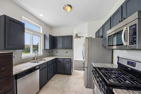 Tiny photo for 254 W Holly Court, Round Lake, IL 60073 (MLS # 12665714)