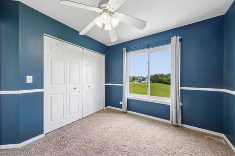Tiny photo for 254 W Holly Court, Round Lake, IL 60073 (MLS # 12665714)