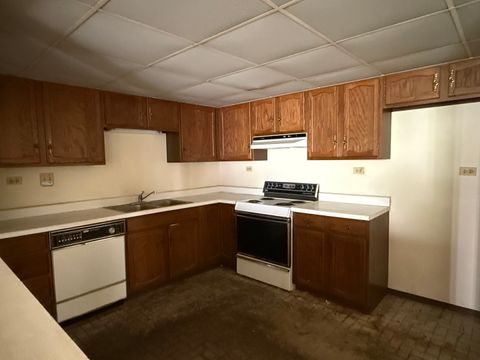 Tiny photo for 350 Plum Creek Drive #308, Wheeling, IL 60090 (MLS # 12654993)