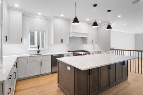 Tiny photo for 5054 N Claremont Avenue, Chicago, IL 60625 (MLS # 12679038)