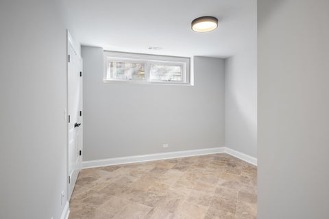 Tiny photo for 5054 N Claremont Avenue, Chicago, IL 60625 (MLS # 12679038)