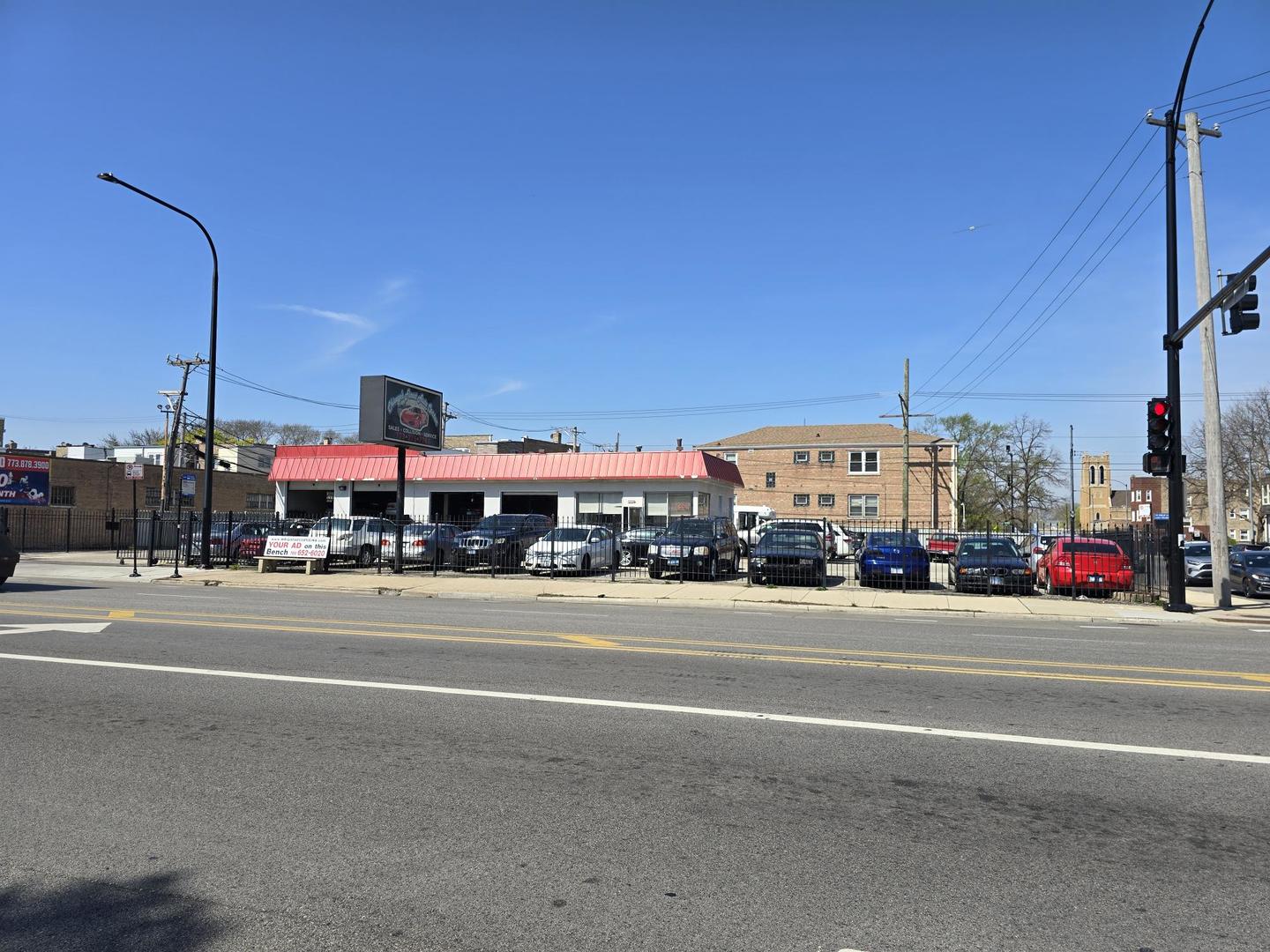 2409 W Bryn Mawr Avenue
