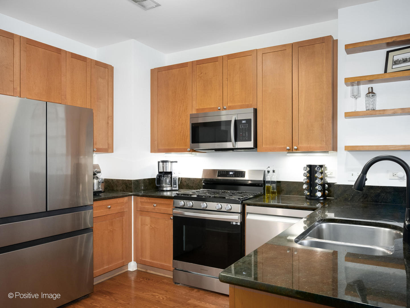 520 N Halsted Street 214