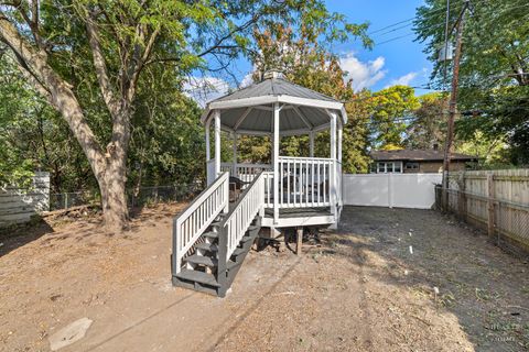 Tiny photo for 1419 RONCEVALLES Avenue, Rockford, IL 61107 (MLS # 12488935)