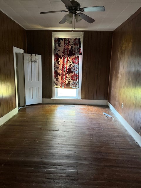 Tiny photo for 702 Penina Street, Pinckneyville, IL 62274 (MLS # 12759942)