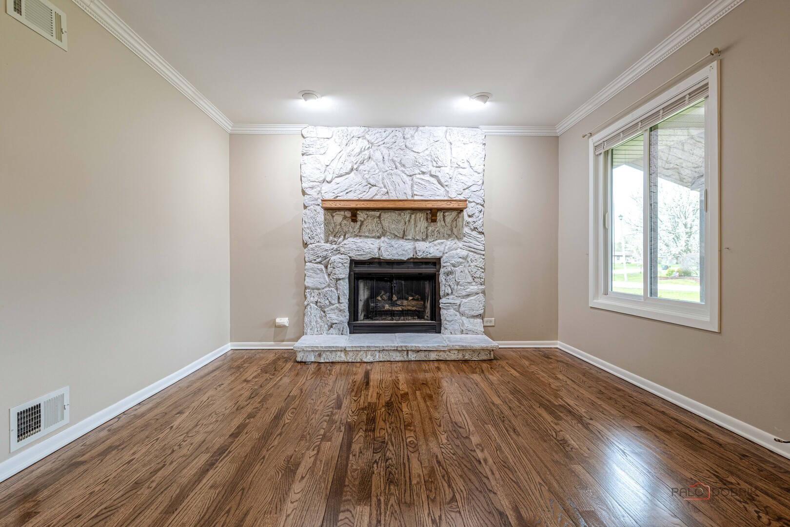 819 Harbor Lane