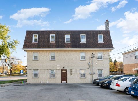 A home in Harwood Heights