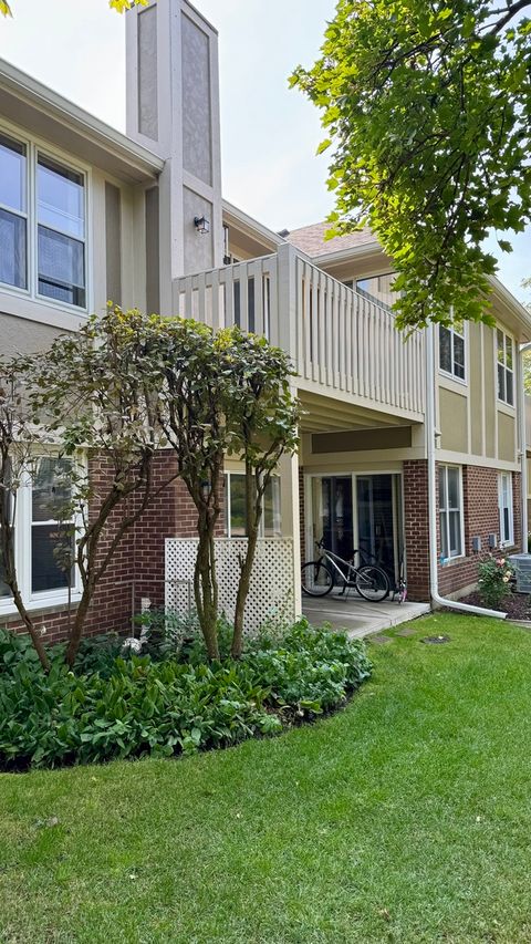 Tiny photo for 240 Southwick Court #240, Vernon Hills, IL 60061 (MLS # 12471041)