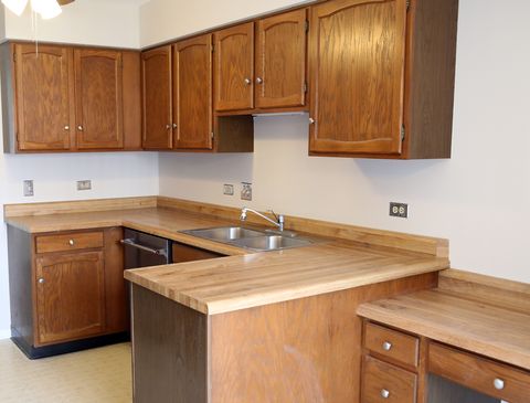 Tiny photo for 240 Southwick Court #240, Vernon Hills, IL 60061 (MLS # 12471041)