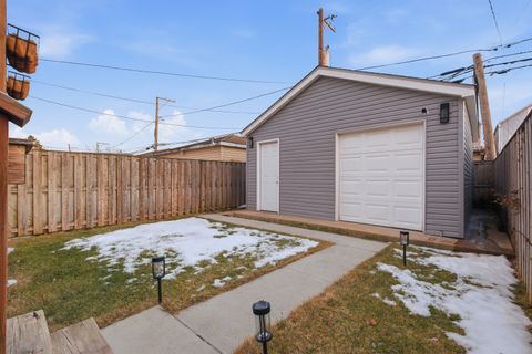 Tiny photo for 5539 W Drummond Place, Chicago, IL 60639 (MLS # 12593499)