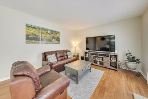 Tiny photo for 503 Edinburgh Lane, West Dundee, IL 60118 (MLS # 12479986)