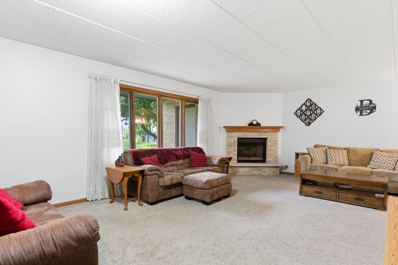 2611 Essington Road 2611