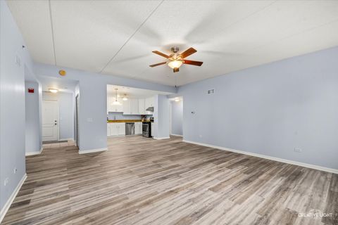 Tiny photo for 845 E 22nd Street #B-115, Lombard, IL 60148 (MLS # 12533241)