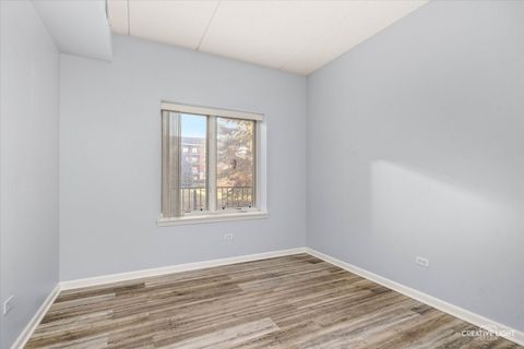 Tiny photo for 845 E 22nd Street #B-115, Lombard, IL 60148 (MLS # 12533241)