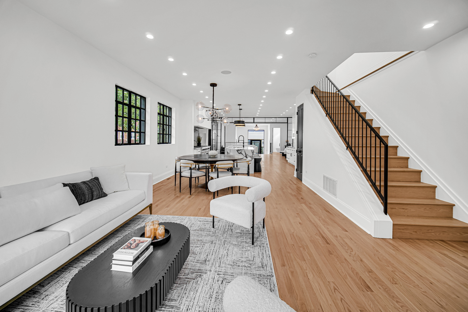 3434 W Palmer Street