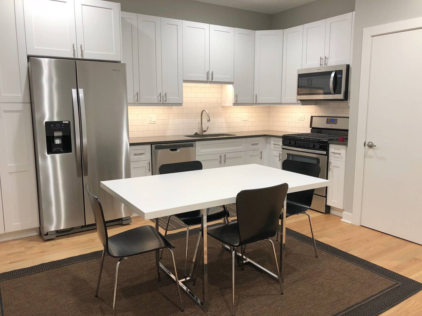 1017 S Claremont Avenue