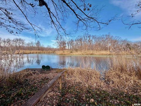 Tiny photo for 421 Jeff Road, Centralia, IL 62801 (MLS # EB460714)