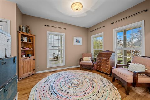 Tiny photo for 710 N Van Buren Street, Batavia, IL 60510 (MLS # 12521576)